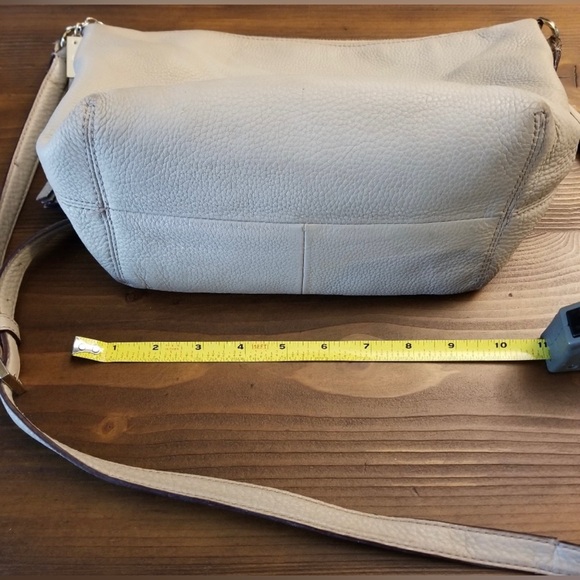 Kate Spade Neutral Color Leather Crossbody (13x9x6). Great for spring & summer! - Picture 2 of 11